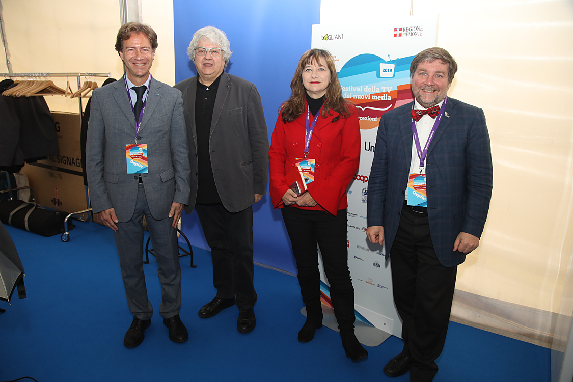 Festival della TV e dei Nuovi Media 2019_072.jpg - FESTIVAL DELLA TV E DEI NUOVI MEDIA 2019 A come Ambiente Le tematiche ambientaliste: dalla cronaca delle catastrofi naturali alla formazione di una vera e propria cultura della prevenzione. Luca Mercalli, Ermete Realacci, Angelo Robotto, Mario Tozzi con Rosy Battaglia